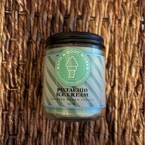 Bath & Body Works Pistach Ice Cream Single Wick